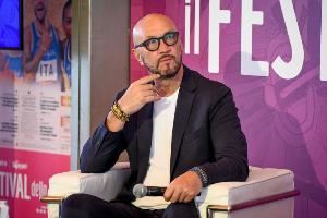 曾加深情自白：国米是回不去的家，蓝黑球迷待我如初仿佛刚退役