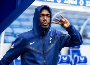 记者：吉达国民优先补强中场，内部讨论了比苏马、恩迪迪等人选