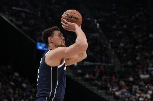 德怀特-鲍威尔谈收获MVP呼声:这应该是生涯首次 有点儿懵